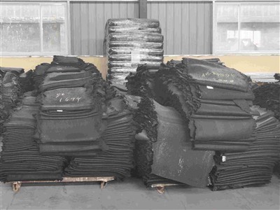 A nyersanyagár -ingadozások hatása az ügyfelekre